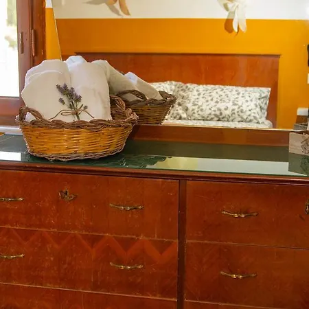 La Bicicletta Rossa Bed & Breakfast Cenaia